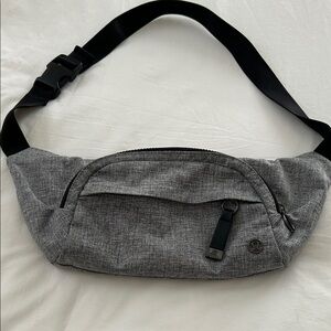 Chic Black and Gray Belt Bag